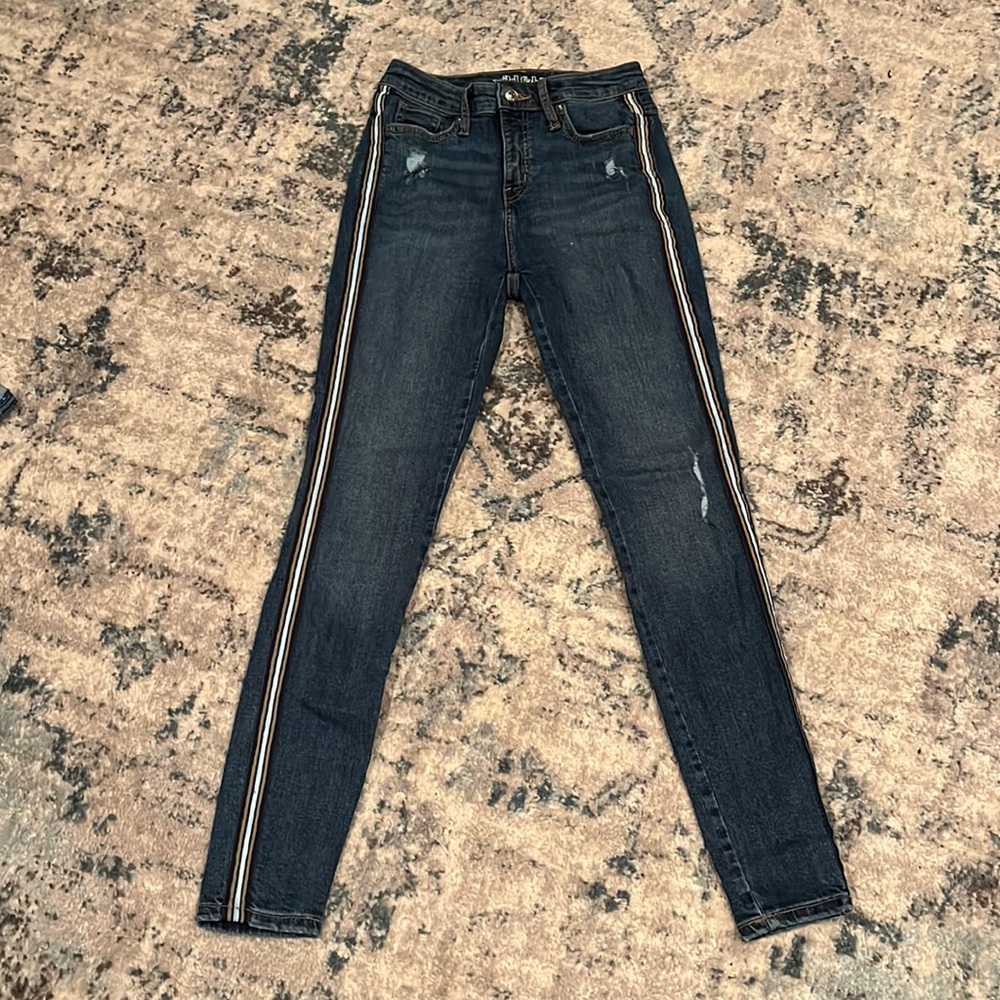 Ripped jeans